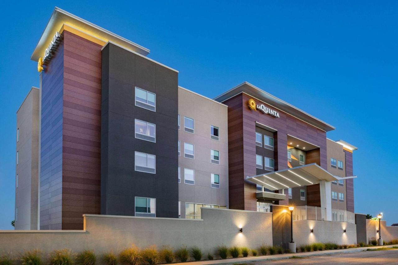 La Quinta Inn & Suites By Wyndham Galveston North At I-45 Екстериор снимка